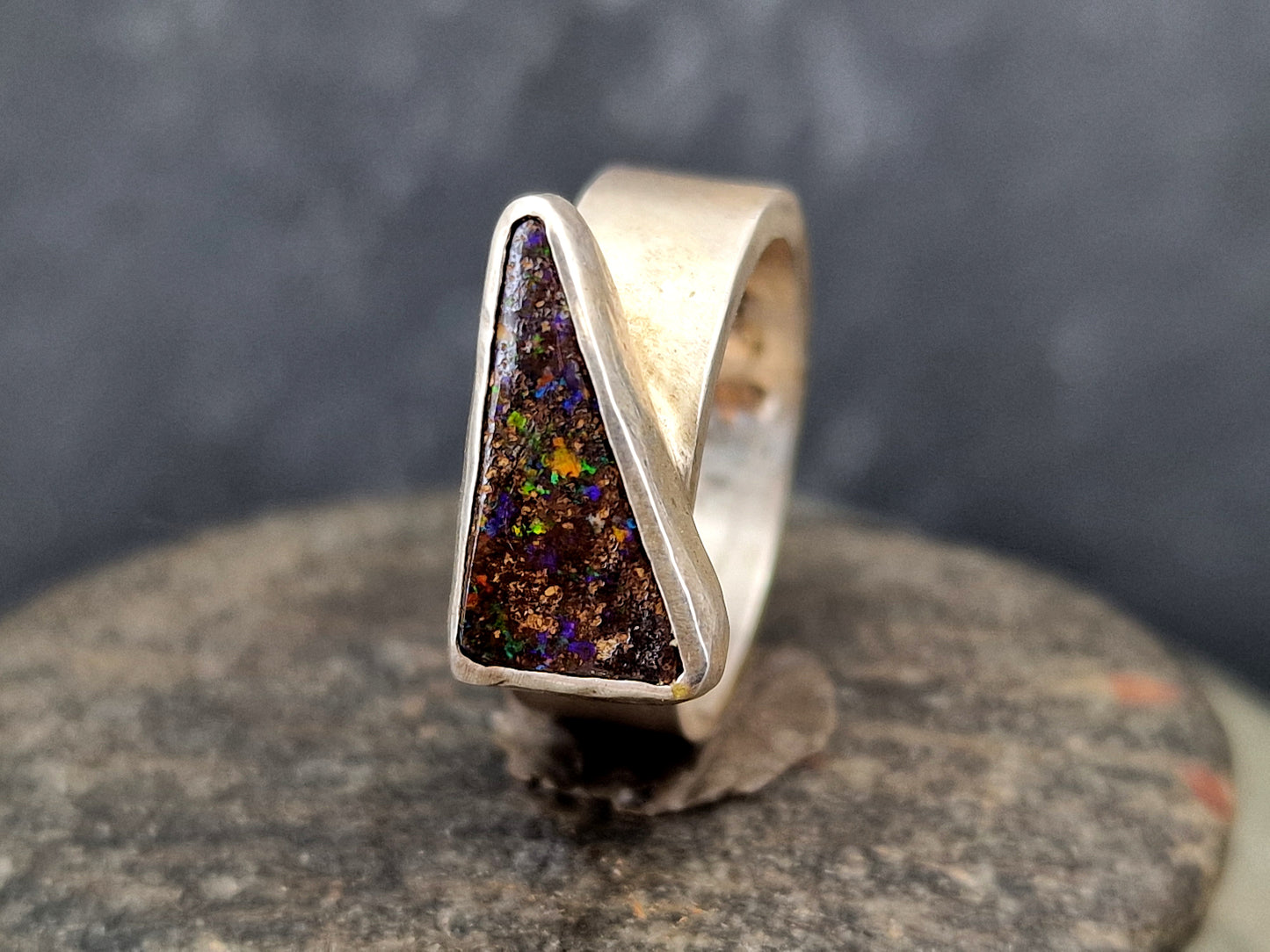 LeoLars-PABE Boulder Opal Ring aus 925er Silber, Gr.52, Massiv, Seidenmatt, Opal 14.5x8mm, Unikat, Handarbeit