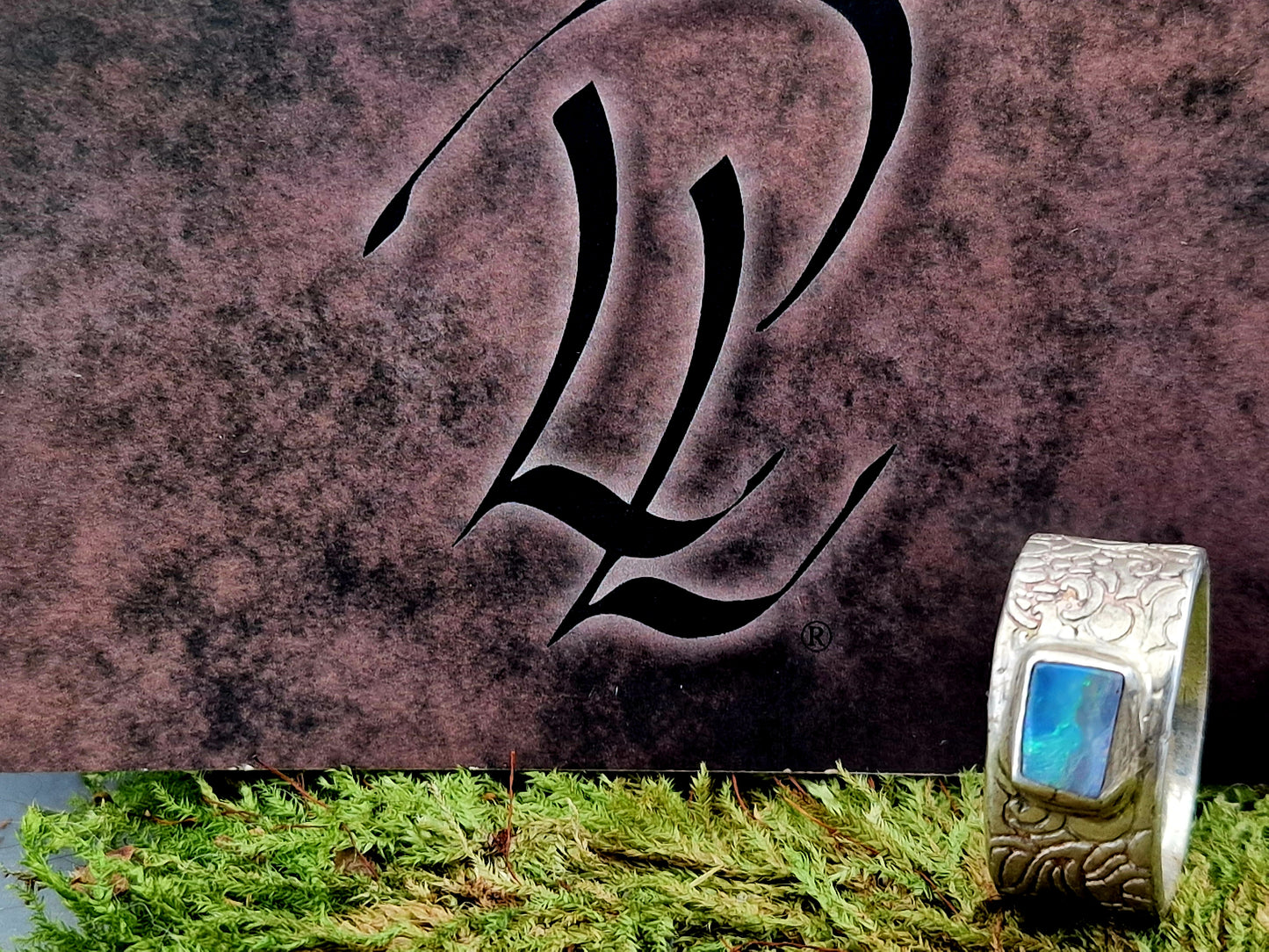 LeoLars-PABE Boulder Opal Ring, Gr.58, aus 925er Silber im Structure Design, Opal 8x6mm, Unikat, Handarbeit