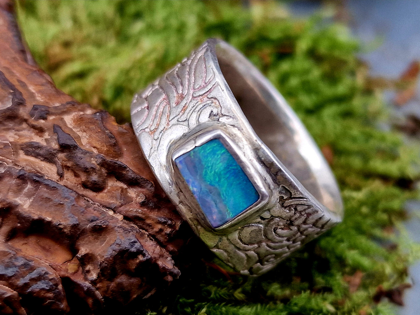 LeoLars-PABE Boulder Opal Ring, Gr.58, aus 925er Silber im Structure Design, Opal 8x6mm, Unikat, Handarbeit