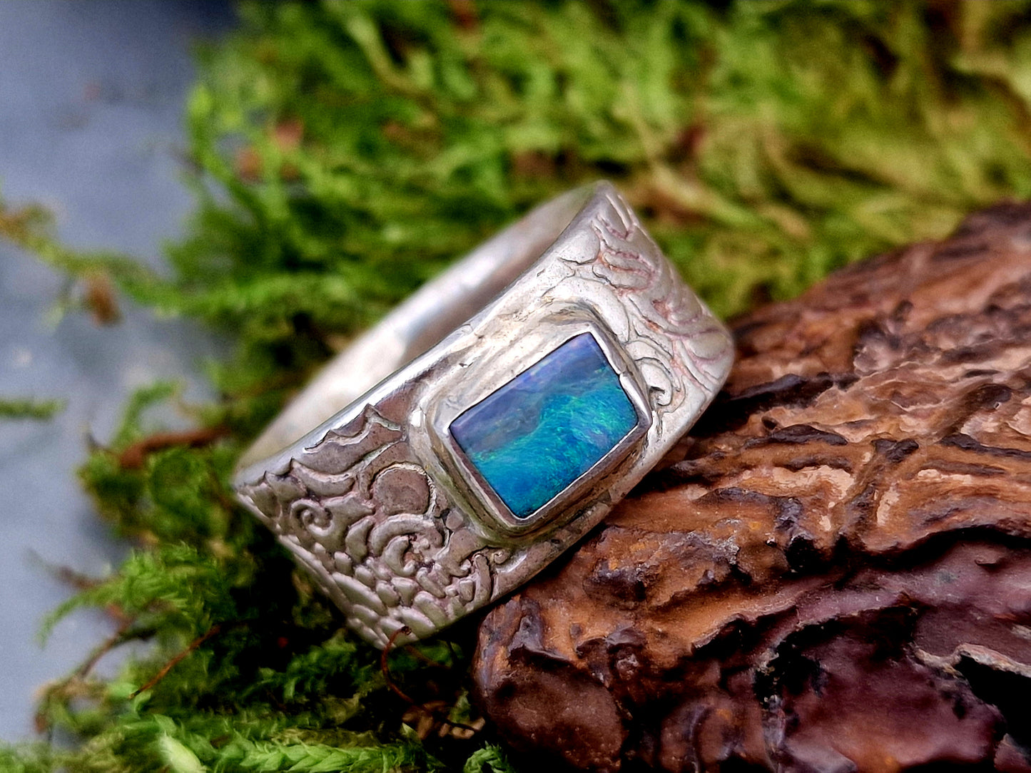 LeoLars-PABE Boulder Opal Ring, Gr.58, aus 925er Silber im Structure Design, Opal 8x6mm, Unikat, Handarbeit