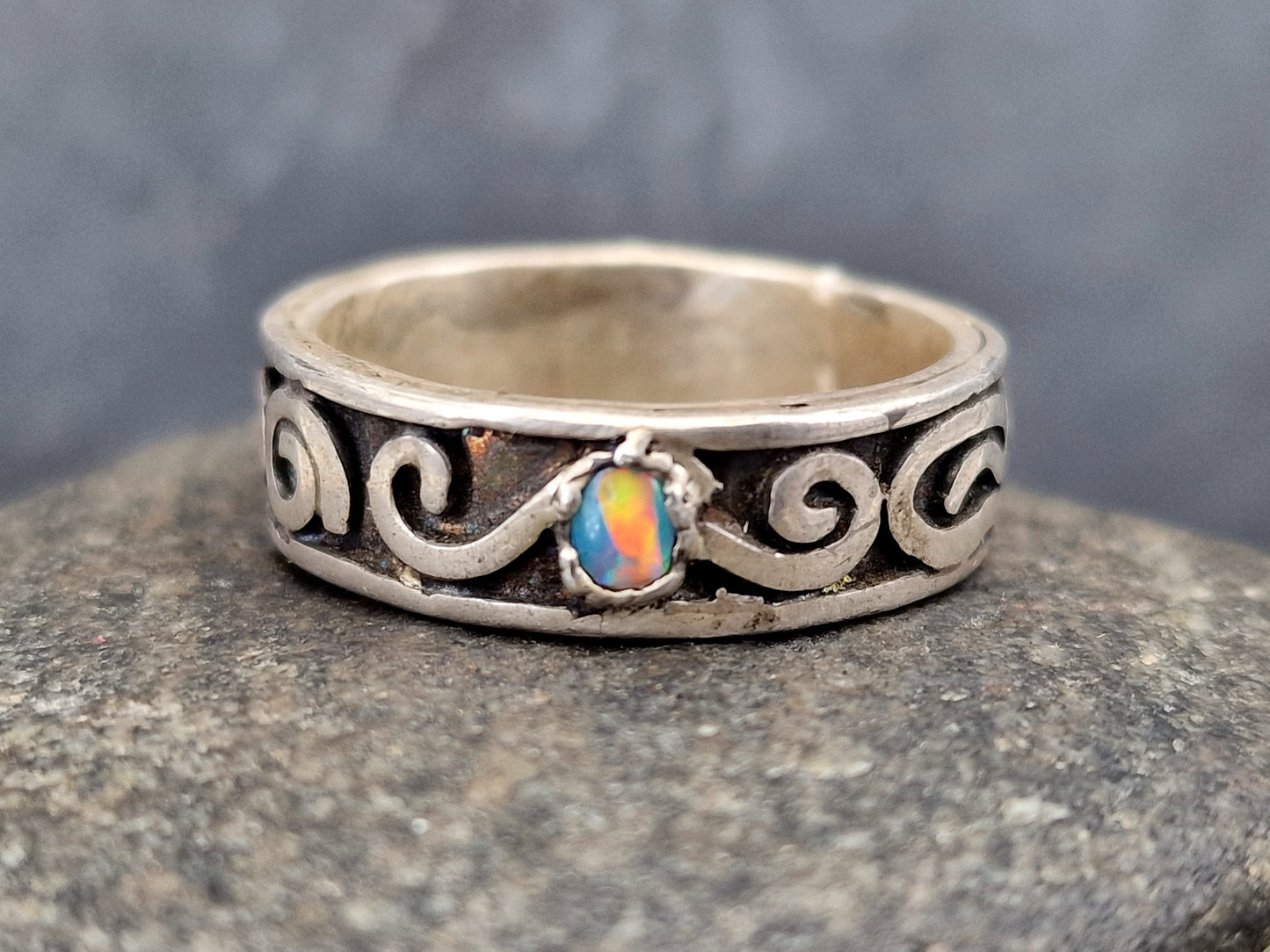 LeoLars-PABE Opal Ring aus 925er Silber mit Lightning Ridge Opal, Gr.63, Unikat, Handarbeit