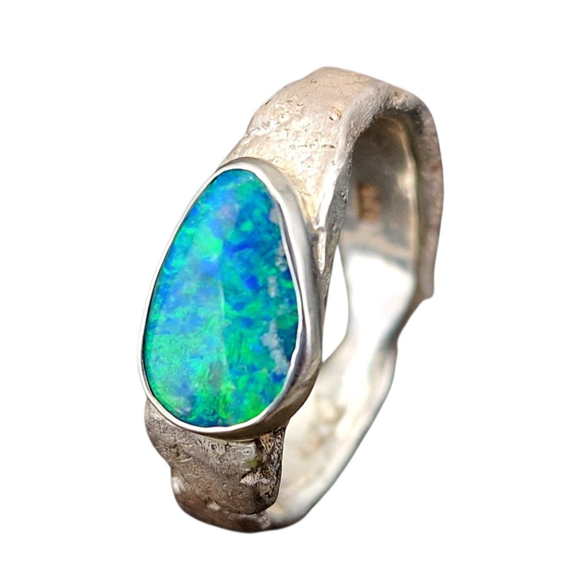 Wundervoller Lightning Ridge Opal Design Ring, Gr. 61 (19,5), aus 925er Silber, handgeschmiedet und gefused, Opalfeuer in brillianten intensiven Farben, Unisex, Unikat, Handarbeit