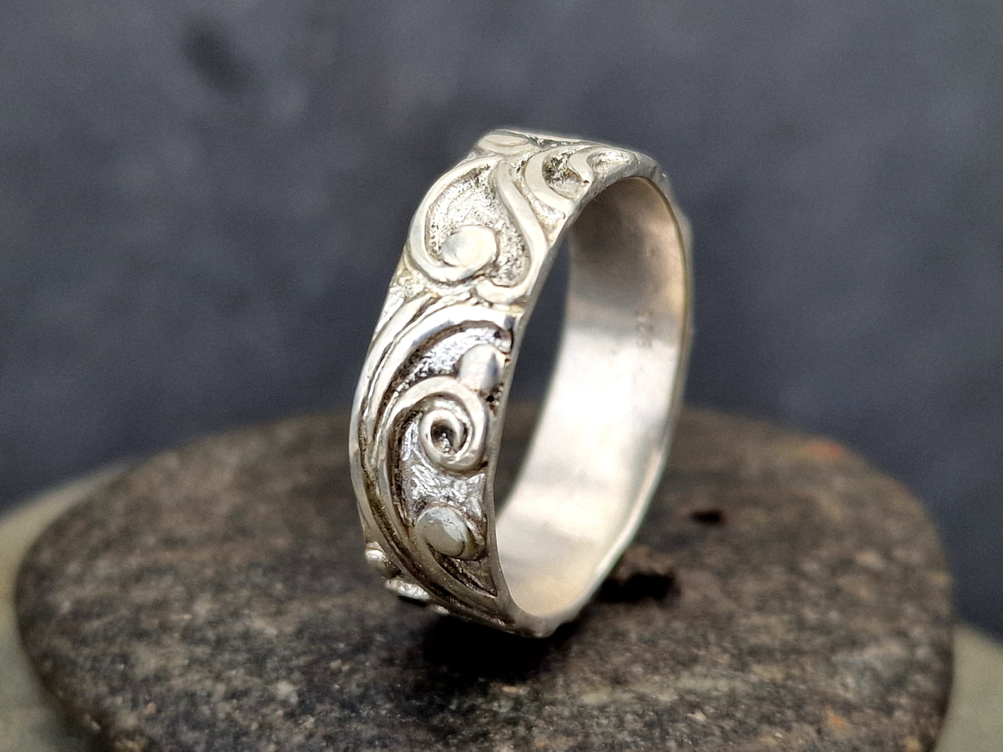 Herrlich verschnörkelter Kraftring aus 925er Silber, Gr. 65 (20,7), Floral schnörkeliges Design, Unisex, Unikat, Handarbeit