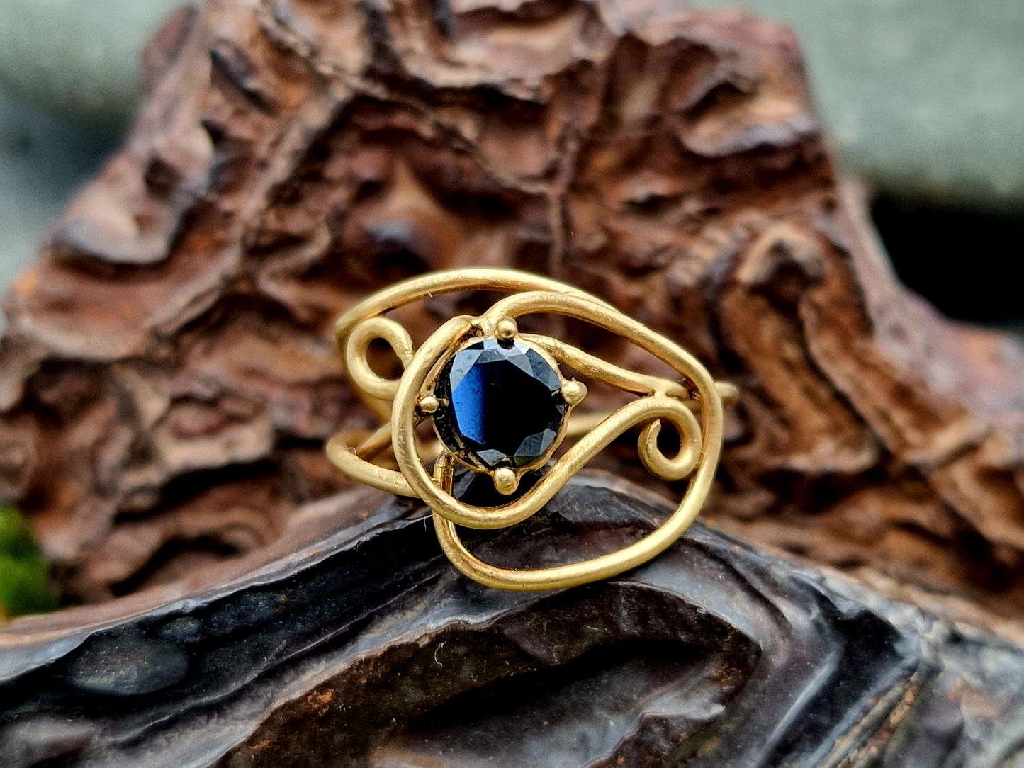 LeoLars-PABE Schwarzer Diamant 1.39ct. Ring Gr.57 aus 750er Gold, verspielt, zart, Golddraht, Unikat, Handarbeit