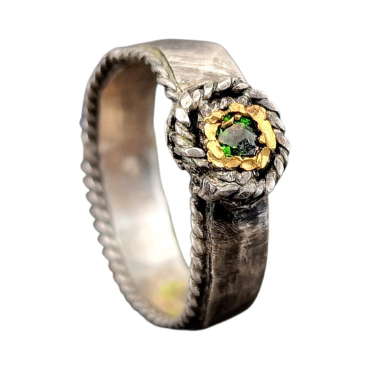 LeoLars-PABE Chromdiopsid Design Ring, Gr.53 (16.7), aus 925er Silber mit Feingold Fassung, handgeschmiedet, teilgeschwärzt, Unikat, Handarbeit