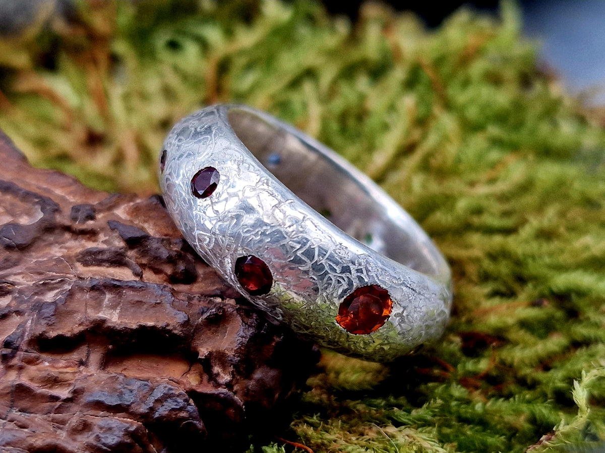 LeoLars-PABE Rainbow Universe Ring aus 925er Silber, Gr.61 (19,5), mit verschiedensten echten Edelsteinen, eismattiert, Unikat, Handarbeit