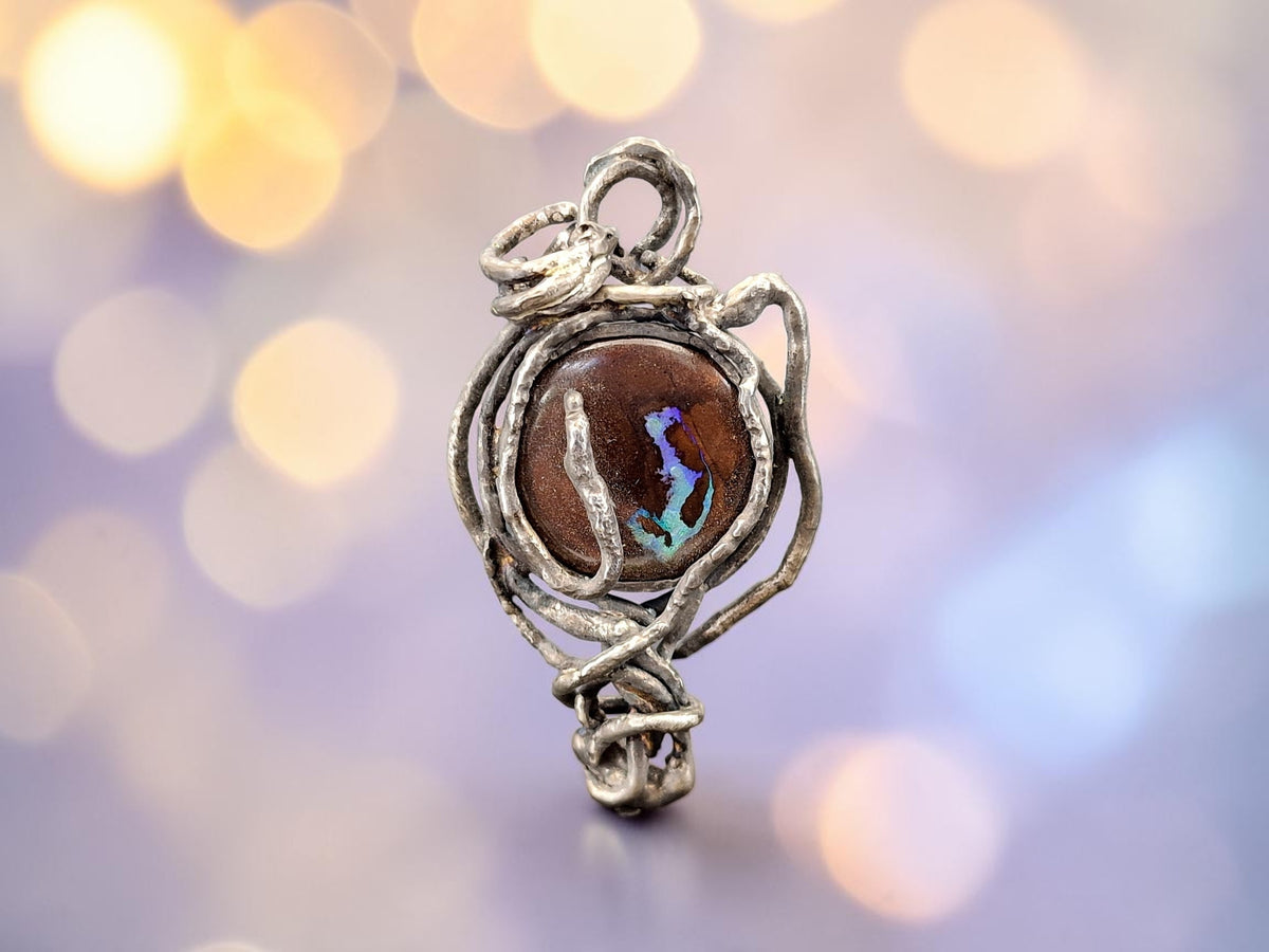 LeoLars-PABE Boulder Opal Anhänger aus 925 Silber in Wurzeldesign, organisch, natürlich, teilgeschwärzt, Opal grünblaue Opalader, 20x18,8mm, Unikat, Handarbeit