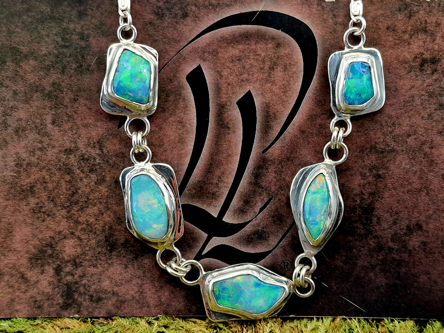 Wundervolles Coober Pedy Opal Design Armband aus 925er Silber, opalisierte Muscheln mit briliantem Multicolor Opalfeuer, 21 cm lang, Unikat, Handarbeit