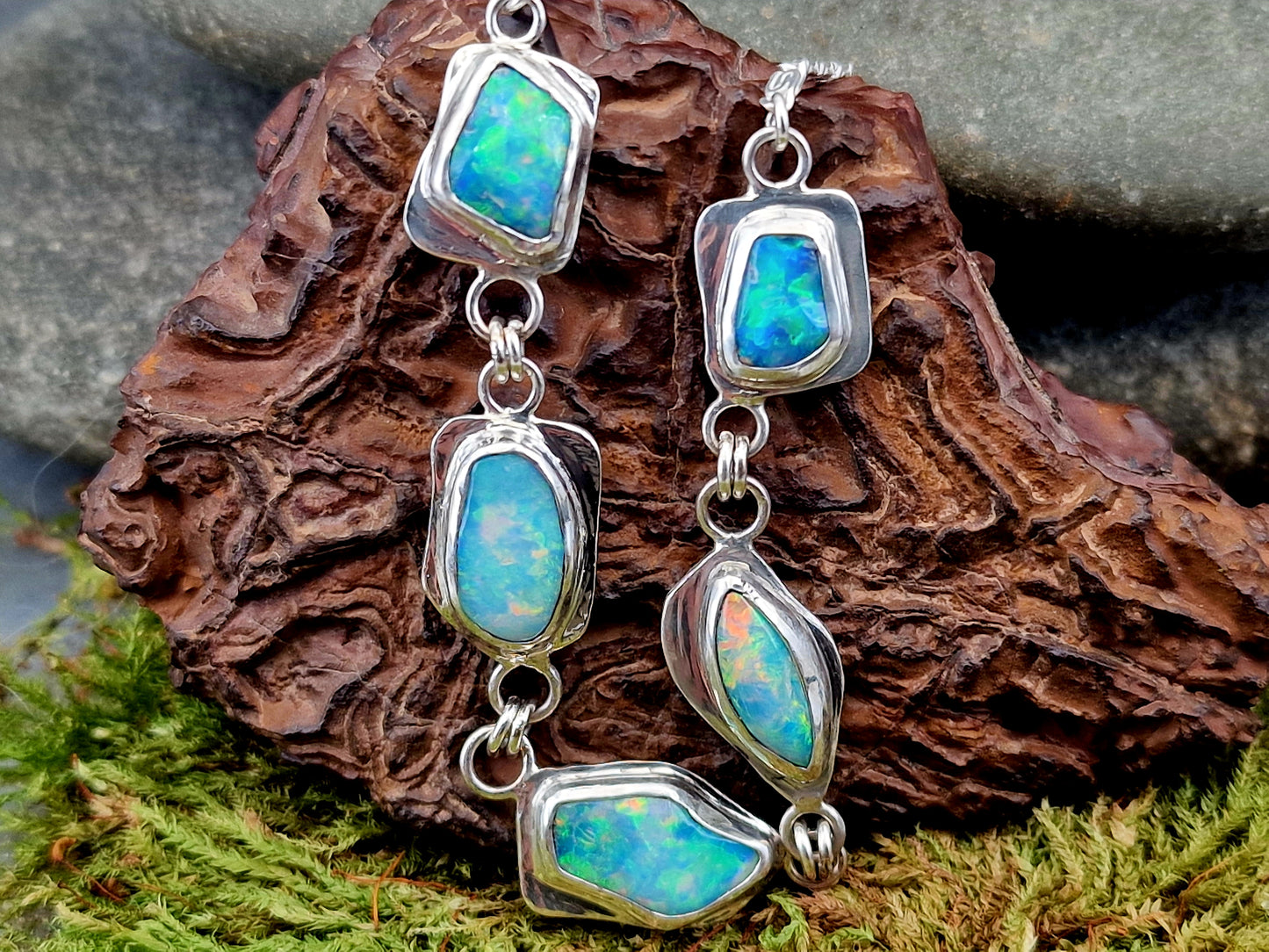 Wundervolles Coober Pedy Opal Design Armband aus 925er Silber, opalisierte Muscheln mit briliantem Multicolor Opalfeuer, 21 cm lang, Unikat, Handarbeit