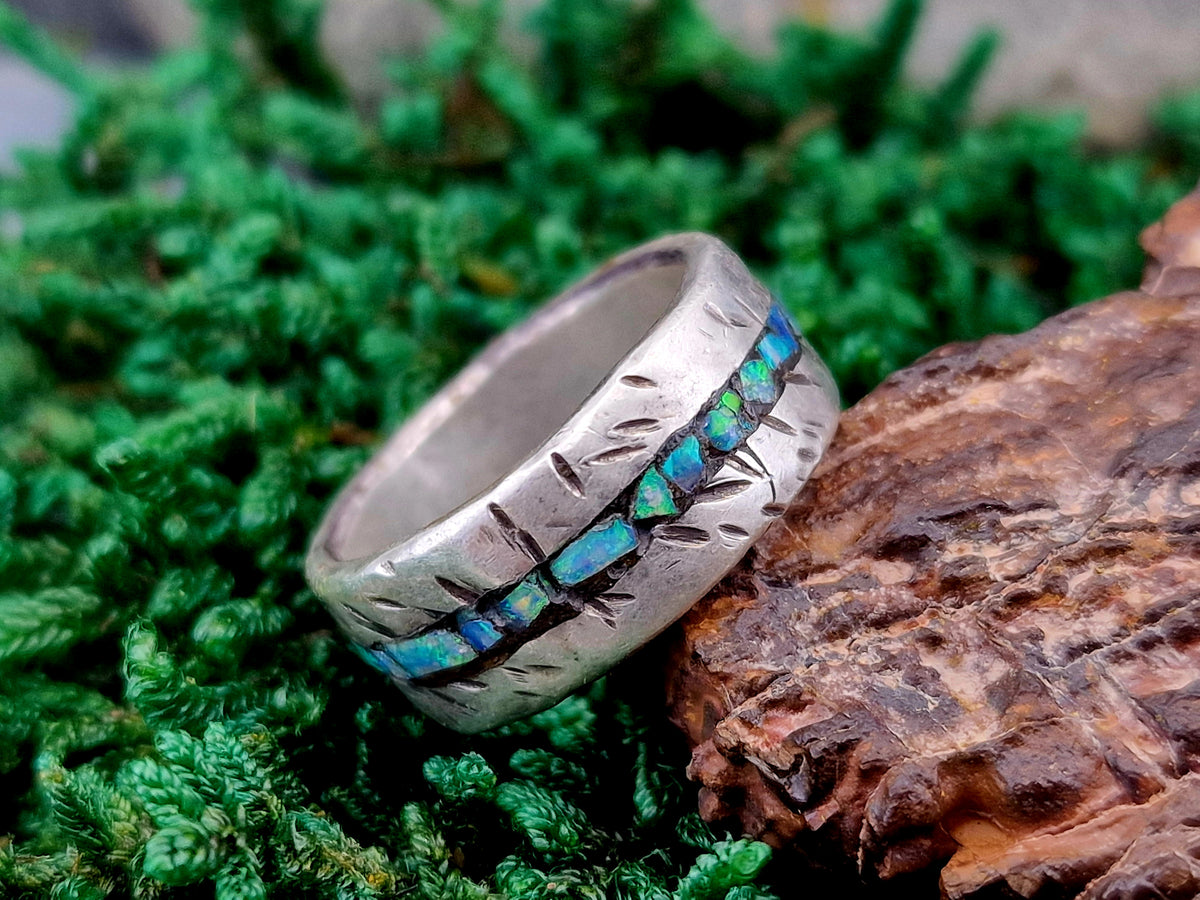 Lightning Ridge Opalsplitter Design Ring aus 925er Silber, Gr. 55 (17,5), buntes Opalfeuer in Kunstharz, teilgeschwärzt, Unikat, Handarbeit