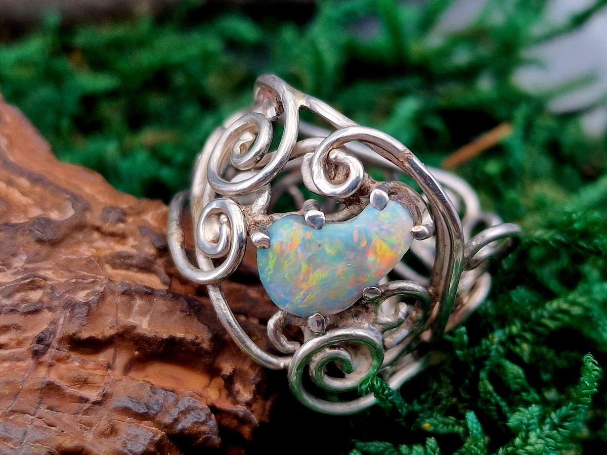 Lightning Ridge Opal Design Ring, Gr.59 (18,7), 925er Silber, florale Schnörkel, magisch, Opalfeuer in Multicolor, Unikat, Handarbeit