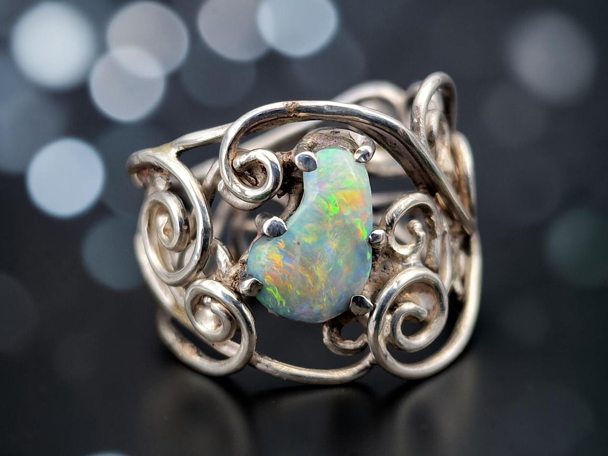 Lightning Ridge Opal Design Ring, Gr.59 (18,7), 925er Silber, florale Schnörkel, magisch, Opalfeuer in Multicolor, Unikat, Handarbeit