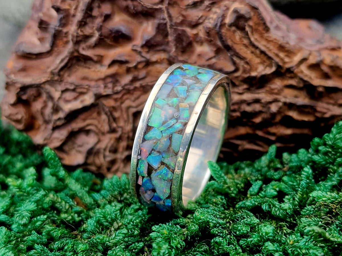 Lightning Ridge Opalchips Design Ring, Gr. 65-66 (20,8), aus 925er Silber, Multicolor Opale 360 Grad in Kunstharz, Nr.2, Unisex, Unikat, Handarbeit