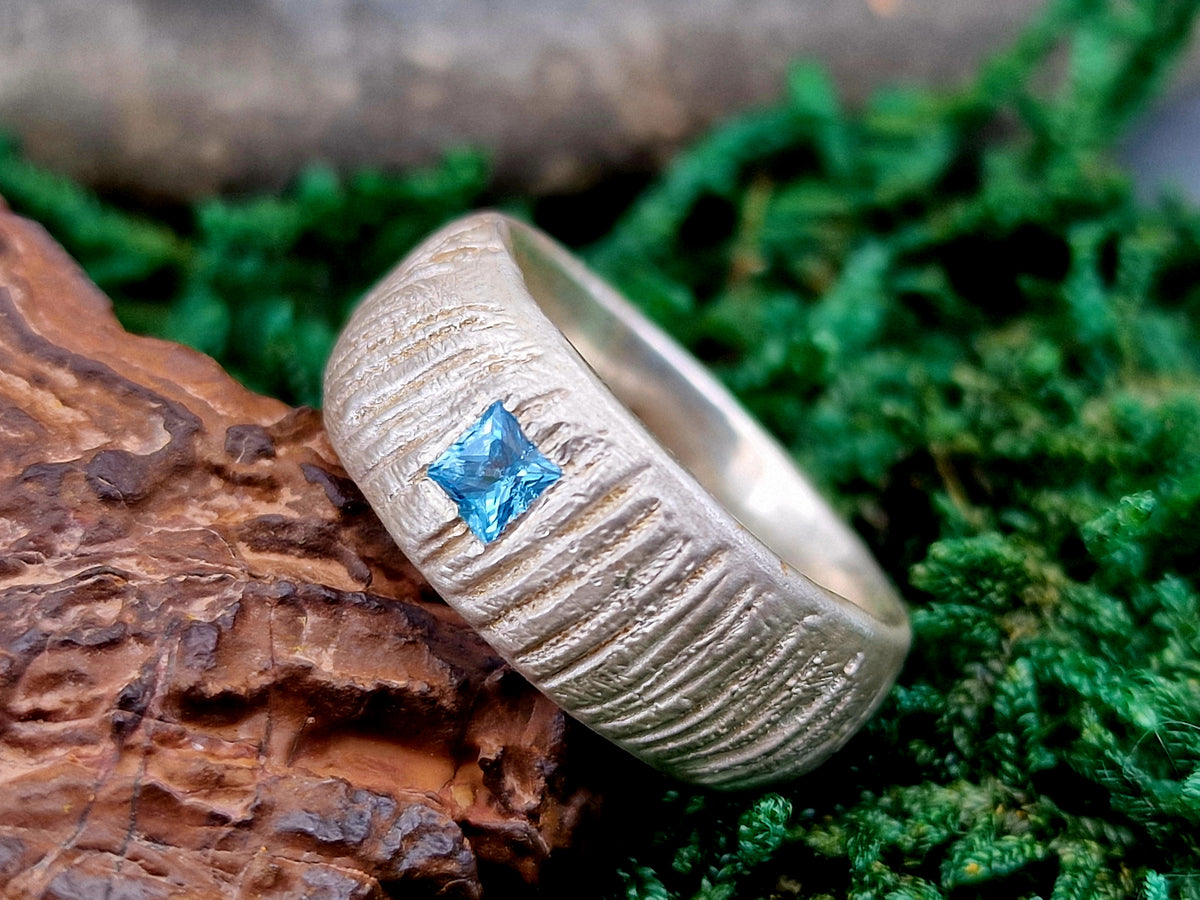 Massiver Wellen Design Ring mit Blautopas, 925er Silber, Gr. 58 (18,5), Unikat, Handarbeit