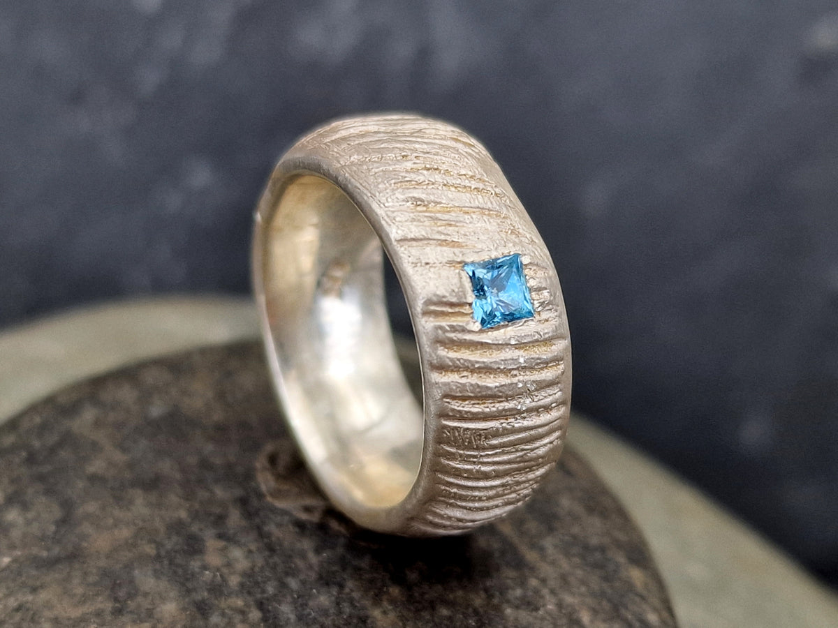 Massiver Wellen Design Ring mit Blautopas, 925er Silber, Gr. 58 (18,5), Unikat, Handarbeit