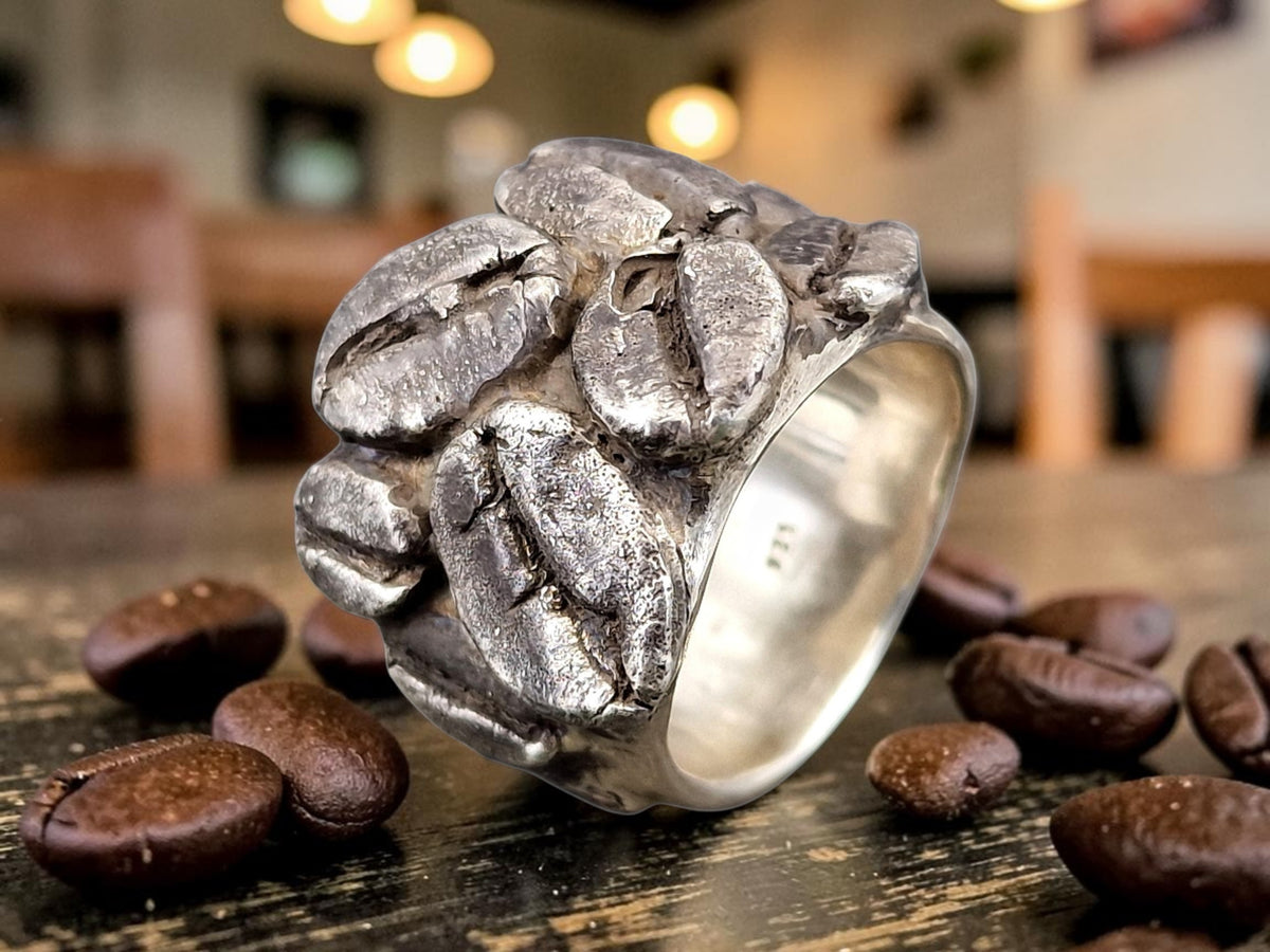 Teilgeschwärzter Kaffeebohnen Design Ring aus 925er Silber, echte abgeformte Kaffeebohnen, massiv, Unikat, Handarbeit