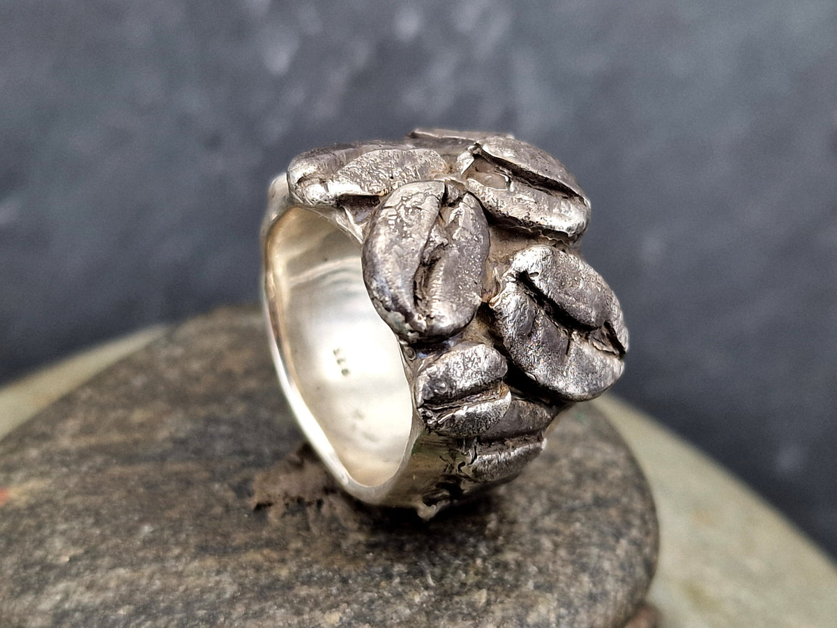 Teilgeschwärzter Kaffeebohnen Design Ring aus 925er Silber, echte abgeformte Kaffeebohnen, massiv, Unikat, Handarbeit