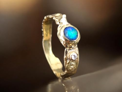 LeoLars-PABE Lightning Ridge Opal Design Ring aus 585er Gelbgold, Gr. 57-58 (18,4), angeschmolzenes Design, Diamant als Akzentstein, grünes Rolling Flash Opalfeuer, Unikat, Handarbeit