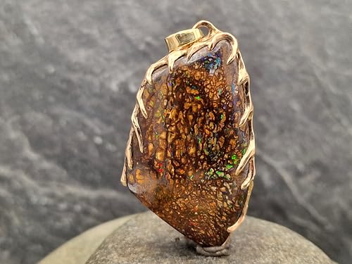 LeoLars-PABE Traumhafter Boulder Opal Tribal Design Anhänger aus 585er Gelbgold, Opal- beidseitig, Multicolor Opalfeuer aus dem tollen Muster des Steines, Unikat, Handarbeit