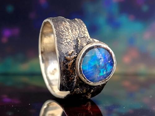 herrlicher Lightning Ridge Opal Design Ring, Gr. 64 (20,5), aus 925er Silber, teilgeschwärzt mit dezenten Goldakzenten, blaugrünes Farbspiel mit Gipsnadeln im Stein, Unikat, Handarbeit, Unisex