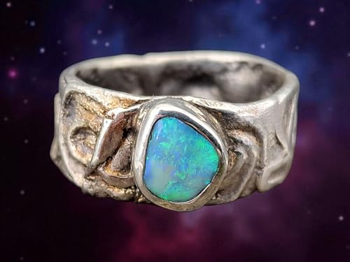 LeoLars-PABE Design Ring aus 925er Silber mit Lightning Ridge Opal, Gr. 60-61 (19,3), Opalfeuer in tollem grün und blau, rustikal, verspielt, Unikat, Handarbeit