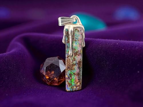 LeoLars-PABE Herrlicher Multicolor Boulder Opal Anhänger im Tropfen Design aus 925er Silber, Opal mehrfarbiges Opalfeuer, Maße: 30mm x 7,3mm, Unikat, Handarbeit, Unisex
