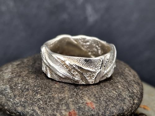 LeoLars-PABE 925er Silber Design Kraftring, Gr. 61 (19,5), glänzend, grobe Struktur, handgeschmiedet, Unisex, Unikat, Handarbeit