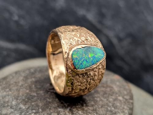 Wunderschöner Lightning Ridge Opal Design Ring aus 585er Gelbgold mit herrlicher Oberflächen Struktur, Gr. 58-59 (18,5), Opal - intensiv Multicolor Opalfeuer, 12x6,8mm, Unikat, Handarbeit