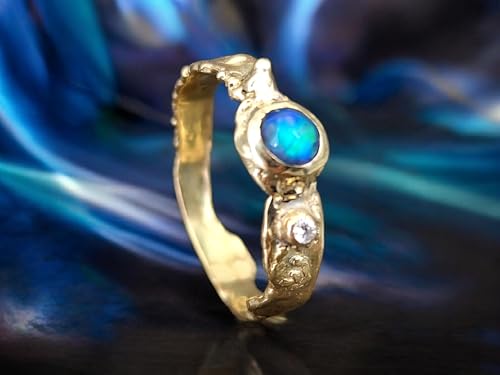 LeoLars-PABE Lightning Ridge Opal Design Ring aus 585er Gelbgold, Gr. 57-58 (18,4), angeschmolzenes Design, Diamant als Akzentstein, grünes Rolling Flash Opalfeuer, Unikat, Handarbeit