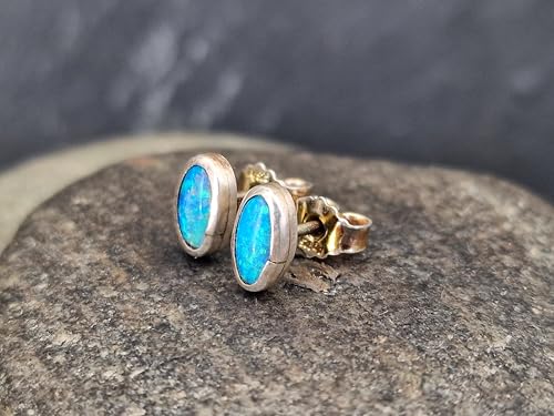 Lightning Ridge Opal Ohrstecker aus 925er Silber mit Flügelmuttern, Opale mit herrlichem grün-blauem Opalfeuer, schlicht, Unikat, Handarbeit