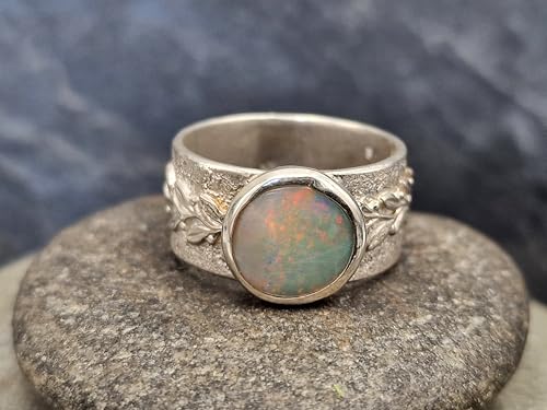 LeoLars-PABE Lightning Ridge Opal Ring, Gr. 63 (20) aus 925er Silber,Opal- pastellfarbenes Opalfeuer. D-10,3mm, Ring mit Muster und Ranke, Unikat, Handarbeit, Ring 26,1x23,9x 12,5