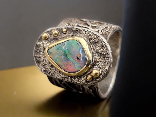 LeoLars-PABE Lightning Ridge Opal Design Ring, Gr. 58 (18,5) aus 925er Silber, Opal Multicolor 12,8x9,2mm mit 585er Goldfassung und Goldelementen, breit, verspielt, organisch, Unikat, Handarbeit