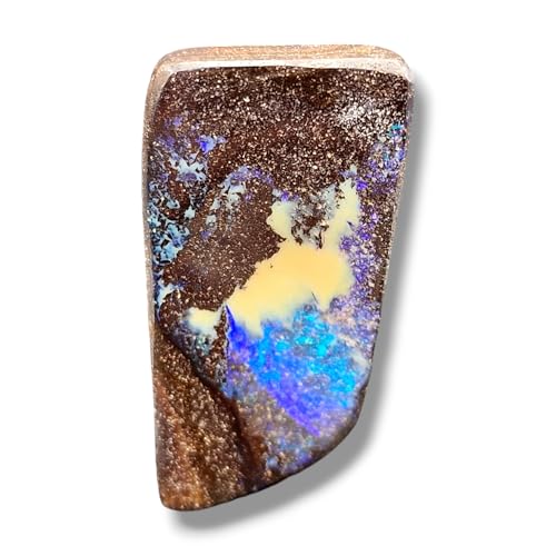 Boulder Opal Anhänger mit Bohrung, 60cm Lederband, Opal brilliantes Opalfeuer in grün, blau und lila in einer klaren gemeinen Opalschicht, Maße: 36,2mm x 19,4mm x 7,3mm, Unikat, Handgeschliffen