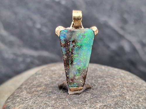 LeoLars-PABE 585er Gelbgold Design Anhänger mit herrlichem Boulder Opal, tolles intensives mehrfarbiges Opalfeuer, Opal 20 x 12mm, Unikat, Handarbeit, Handgeschliffen