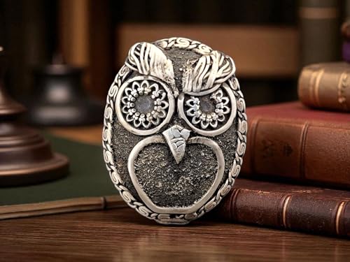 LeoLars-PABE Bolo als Eule aus 925er Silber, Western Style, Cowboy, skeptische Eule, Uhu, teilgeschwärzt, mit gekordeltem Lederband, Unikat, Handarbeit, Unisex