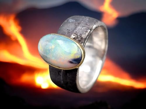 LeoLars-PABE Lava Design Ring mit Lightning Ridge Opal in Pastell mehrfarbigem Opalfeuer in 585er Gelbgold Fassung, Ring aus geschwärztem 925er Silber, Größe 56/57 (18), Unikat, Handarbeit