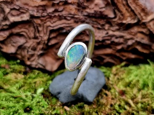 LeoLars-PABE Design Ring mit Lightning Ridge Opal aus 925er Silber, Gr. 56-57 (18,1), mehrfarbiges Opalfeuer, seidenmatt, Unikat, Handarbeit