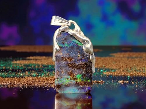 LeoLars-PABE Beidseitiger Boulder Opal Anhänger aus 925er Silber im Tropfen Design, Opal 1. Seite grün-blaues Opalfeuer, 2. Seite partielles Multicolor Opalfeuer, Unikat, Handarbeit, Unisex
