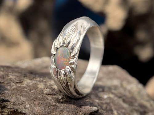 LeoLars-PABE Lightning Ridge Design Opal mit weißem Stein mit rotem und etwas orangem Feuer in einem massiven strukturierten Ring aus 925er Silber in Wurzeldesign, Größe 56 (18) Unikat, Handarbeit