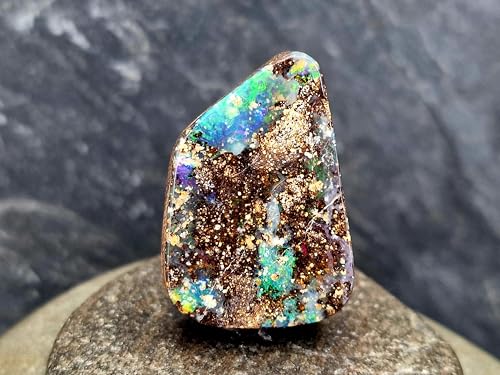 Großer dicker Boulder Opal Anhänger gebohrt mit 60cm Lederband, Opal - grün-blaues Opalfeuer, partiell Multicolor, brilliante Farben, 33 x 22,7 x 10,2mm, Unikat, Handgeschliffen