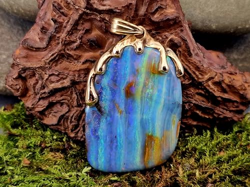 LeoLars-PABE herrlicher Boulder Opal Design Anhänger aus 585er Gelbgold im Tropfen Design, Opalschicht mit mehrfarbigem Opalfeuer, mit Wachstumsrissen, Stabil, Unikat, Handarbeit, Unisex