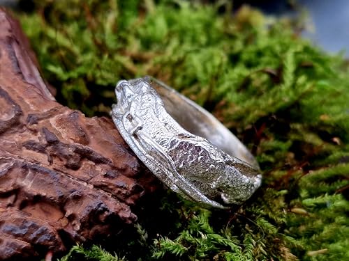 LeoLars-PABE Kraftring mit Design Struktur, aus 925er Silber, handgeschmiedet, glänzend, teileloxiert, Unisex, Unikat, Handarbeit, Gr. 58 (18,5)