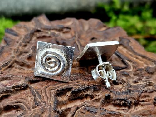 Rechteckige Design Ohrstecker aus 925er Silber mit Spirale des Lebens, mit Flügelmuttern, Unikat, Handarbeit, Unisex