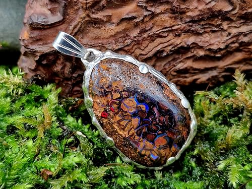 LeoLars-PABE Design Anhänger mit Boulder Opal,925er Silber, beidseitig,1 Seite mit rot-blauem Opalfeuer,1 Seite mit grün-gelbem Opalfeuer, Anhängermaße: 29,2mm x 18,9mm x 7mm, Unikat, Handarbeit