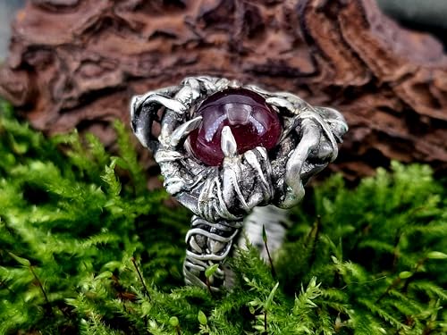 LeoLars-PABE Magischer Granat Design Ring, Gr. 62 (19,7), aus teilgeschwärztem 925er Silber, organisch, verschnörkelt, wild, Krallenfassung, Unikat, Handarbeit, Unisex