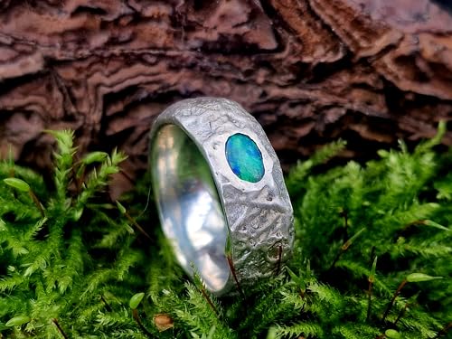 LeoLars-PABE Structure Design Lightning Ridge Opal Ring, Gr. 55-56 (17,7), aus 925er Silber, mit brilliantem grünen Opalfeuer, Ring mit angeschmolzener Oberflächen Struktur, Unikat, Handarbeit