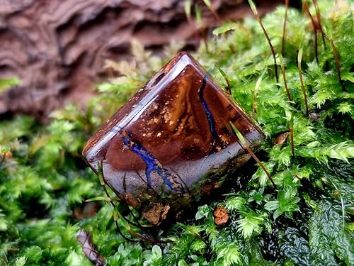 Boulder Opal Anhänger mit 60cm Lederband, Opal mit zwei lila Opalfeuer Opaladern, Maße: 17mm x 14mm x7,5mm, Unikat, Handgeschliffen