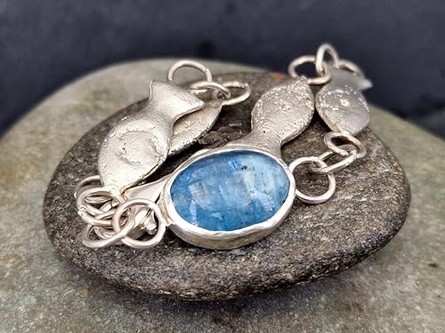 LeoLars-PABE Aquamarin Fisch Design Armband aus 925er Silber, dunkelblauer Aquamarin Cabochon, vier Sandguss Fische, 20cm lang, Unikat, Handarbeit