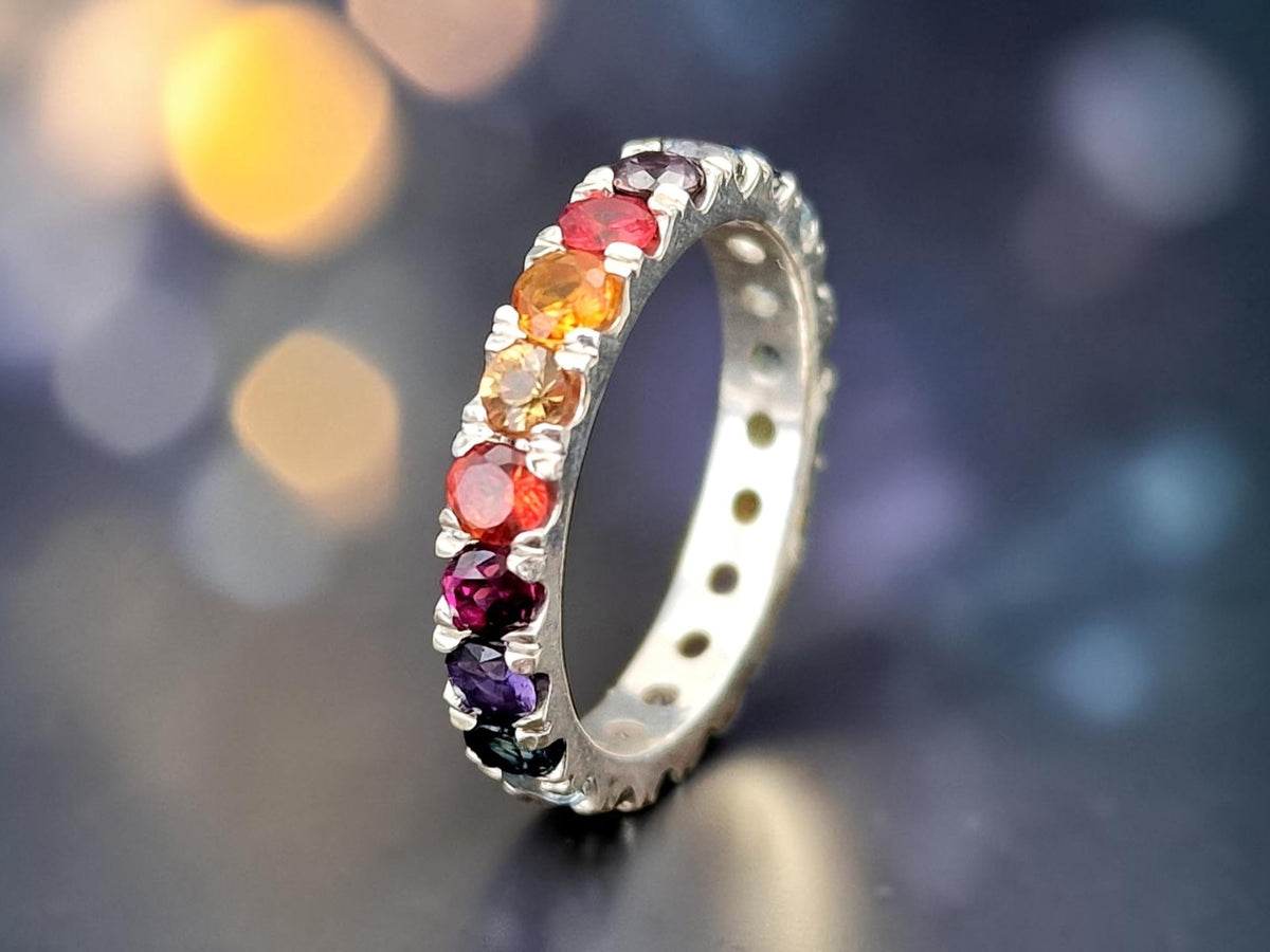 LeoLars-PABE Memory Ring aus 925er Silber, Gr. 56 (18), mit verschiedenen bunten echten Edelsteinen, Saphir, Topas, Turmalin, Tansanit, Bergkristall Unikat, Handarbeit