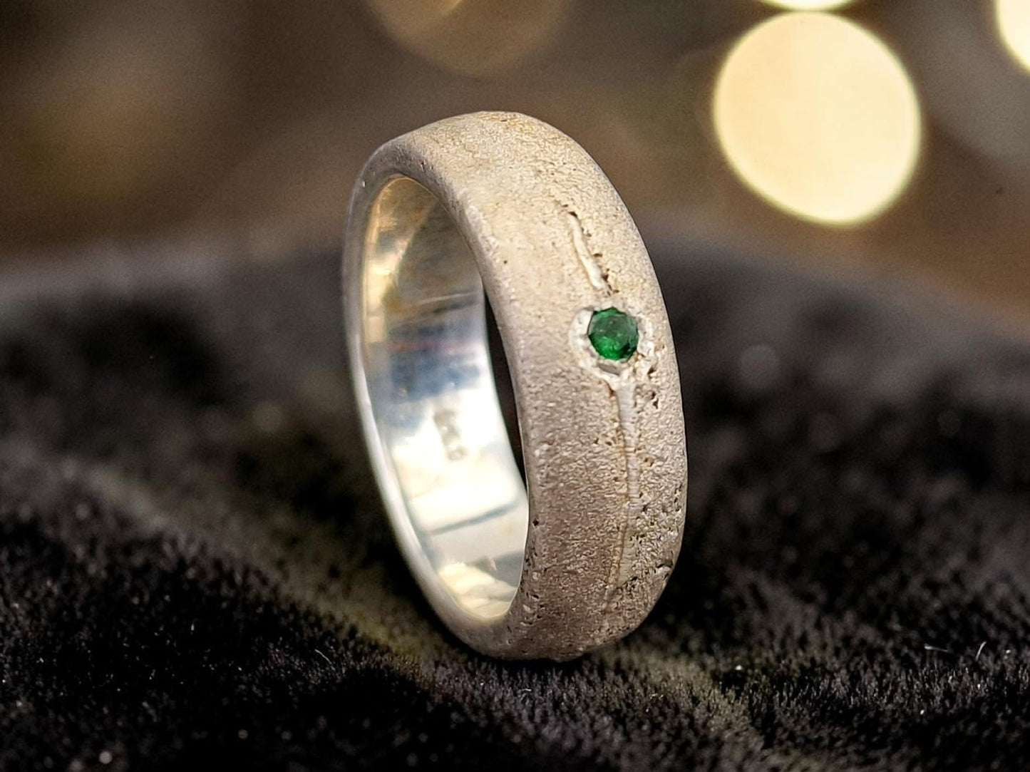LeoLars-PABE herrlicher grüner Tsavorit Sandguss Design Ring, Nr.162, aus 925er Silber, Gr.56(18), Sandguss typische Oberfläche, Unikat, Handarbeit